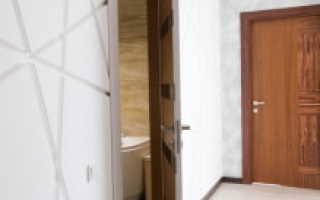 Серый пол какие стены и двери